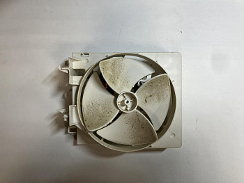 Вентилятор с двигателем в сборе MDT-10CEF от Panasonic NN-ST254m 220-240V С разбора